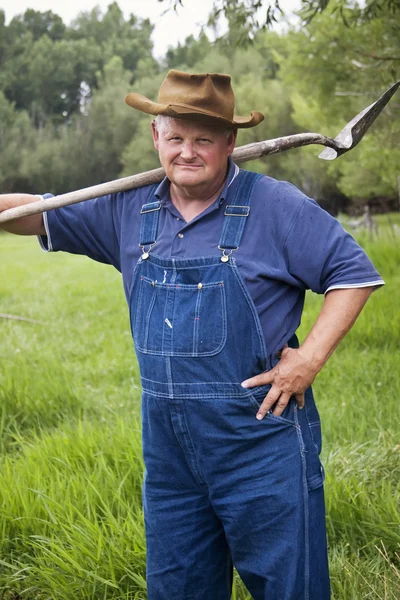 Velho agricultor — Fotografia de Stock