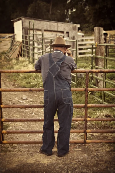 Velho agricultor — Fotografia de Stock