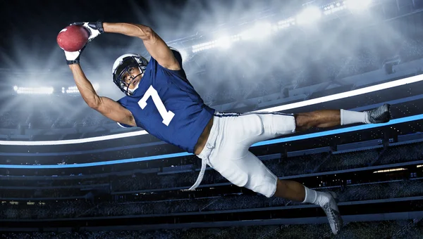 Futebol americano touchdown catch — Fotografia de Stock