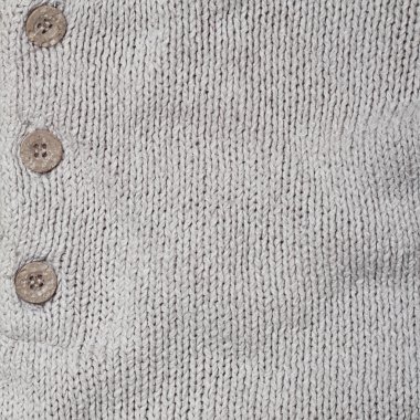 keten dokulu ve düğmesi gri örgü