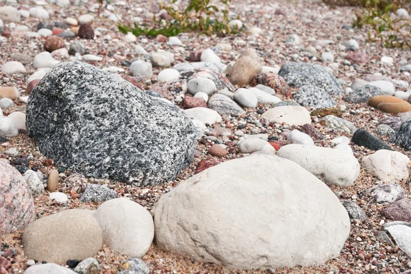 Grus väg stenar och sand — Stockfoto