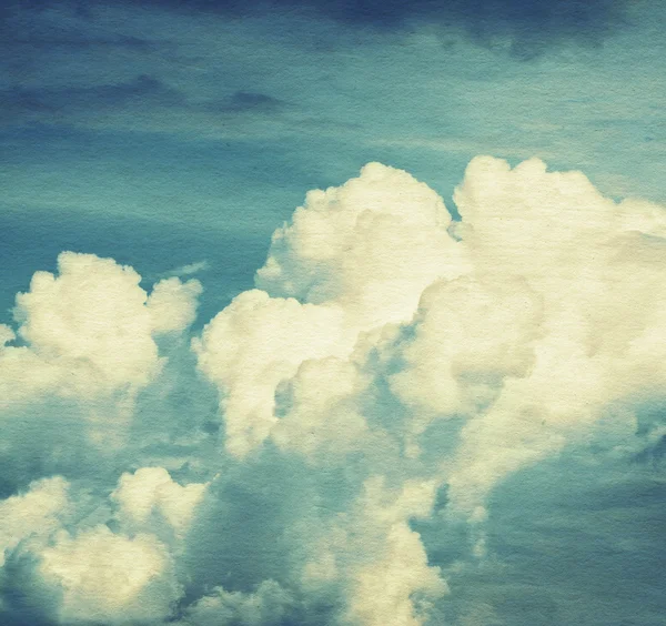 Cielo oscuro y las nubes están sobre fondo acrílico — Foto de Stock