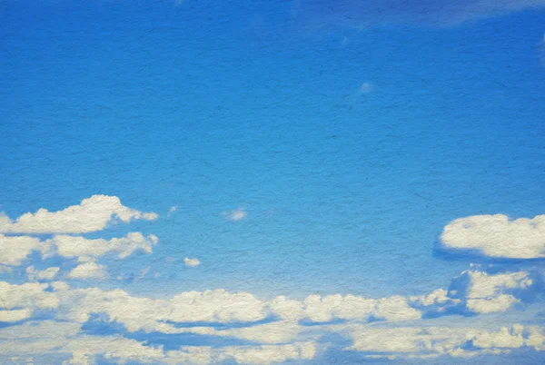 Céu azul, nuvens e luz solar. Hora de verão . — Fotografia de Stock