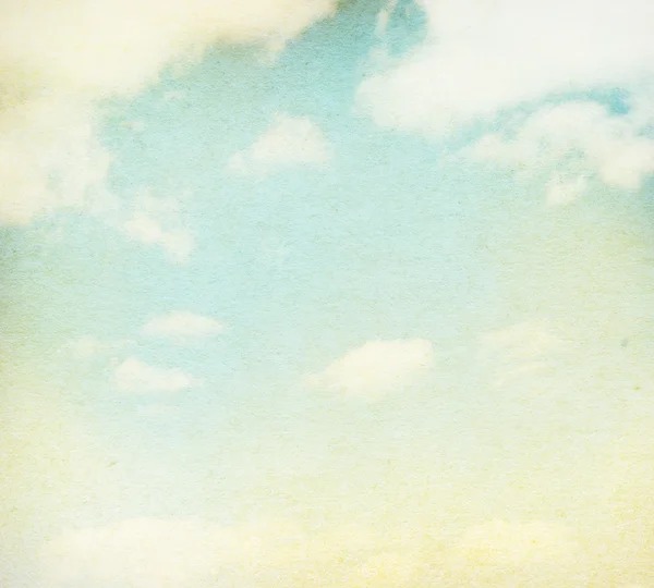 Μπλε ουρανός, σύννεφα και φως του ήλιου φόντο — Φωτογραφία Αρχείου