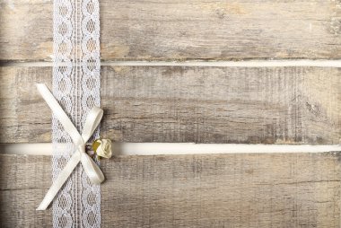 beyaz gül tebrik kartı