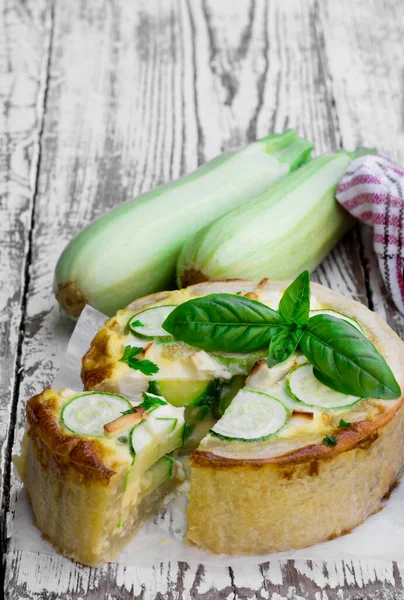 Courgette Feta Cheese Quiche White Wooden Table — Stock Photo, Image
