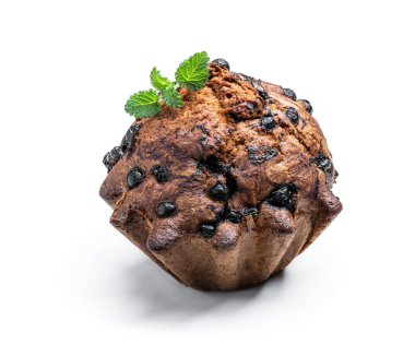 Beyaz üzerine izole edilmiş ev yapımı yabanmersinli kek. 