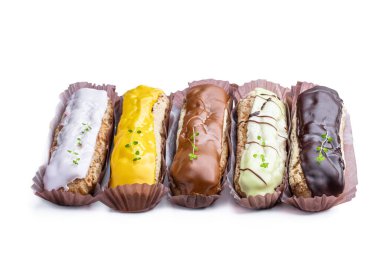 Beyaza izole edilmiş dekore edilmiş eklerName 