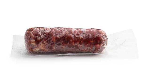 Verpackt Trockene Salami Isoliert Auf Weißem Hintergrund — Stockfoto