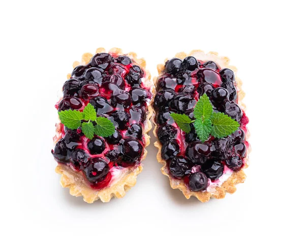 Shortcrust Tartlets Cream Cheese Black Currant Isolated White — Stock Photo, Image