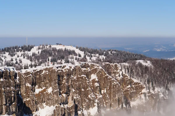 Metabief スキー リゾートと山 — ストック写真