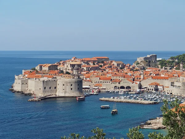 Dubrovnik città medievale e porto, Croazia — Foto Stock