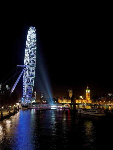 London eye och westminster abbey, december 2013, london — Stockfoto