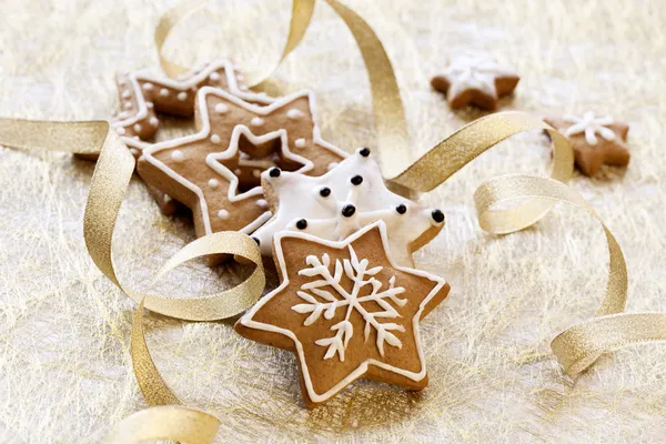 Fond carte de Noël avec biscuits au gingembre Photos De Stock Libres De Droits