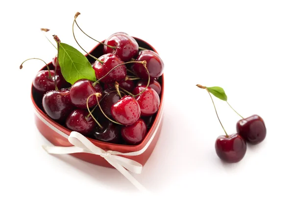 Sweet Cherries in the heart shaped box for Valentine — Stock Photo, Image