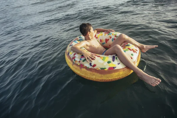 Joyful Child Inflatable Ring Ride Breaking Wave Travel Lifestyle Swimming — Stock Photo, Image