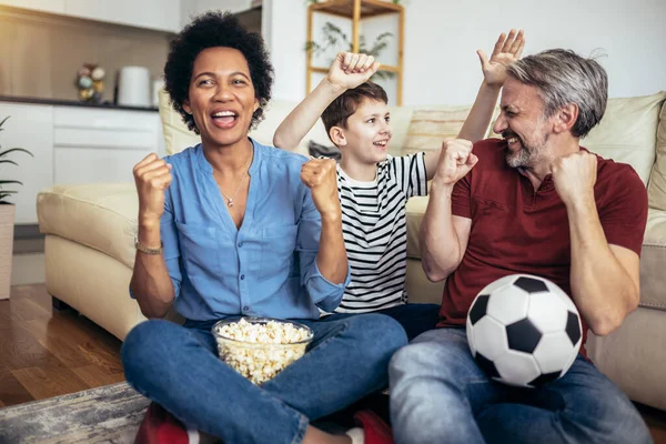 Excited Family Football Fans Watching Sport Game Celebrating Goal Together — ストック写真