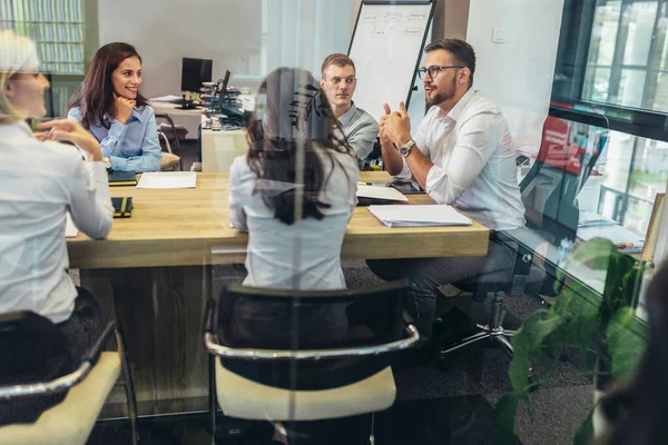 Office Colleagues Having Discussion Meeting Conference Room Group Men Women — Stock Photo, Image