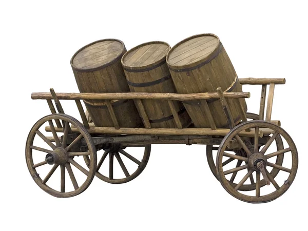 Carro viejo con tres barriles para el transporte de cerveza o vino — Foto de Stock