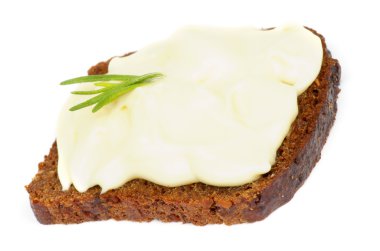 Peynirli sandviç yaymak