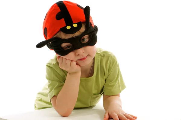 Mały chłopiec w kapelusz biedronka — Zdjęcie stockowe