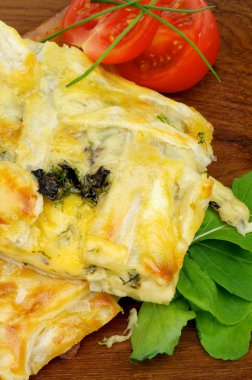 peynir ve yeşillik pasta
