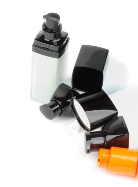 yüz kozmetik kapları