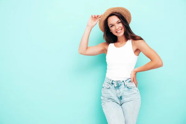 Joven Hermosa Hembra Sonriente Ropa Verano Moda Sexy Mujer Despreocupada —  Fotos de Stock