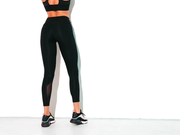 Fitness Zelfverzekerde Vrouw Sportkleding Sexy Jong Mooi Model Met Perfect — Stockfoto