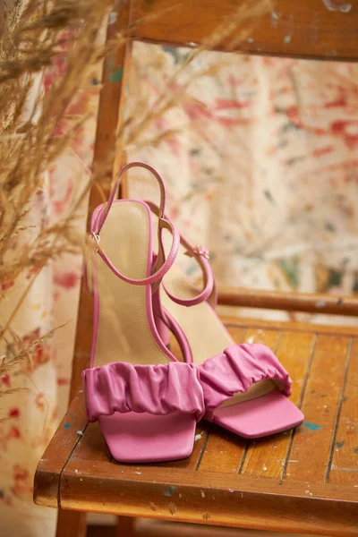 Модные Женские Розовые Туфли Сандалии Экокожи Весна Лето 2022 — стоковое фото