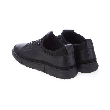 Zarif şık moda tasarımcı modaya uygun yaz 2022 eko deri erkek ayakkabıları izole