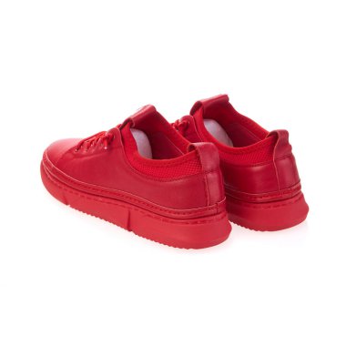 Zarif şık moda tasarımcı modaya uygun yaz 2022 eko deri erkek ayakkabıları izole