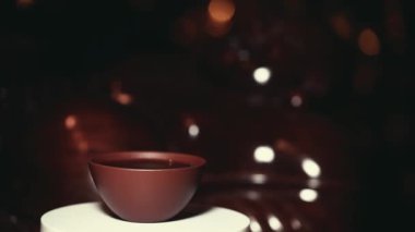 Çay fincanı koyu arkaplan görüntüleri 