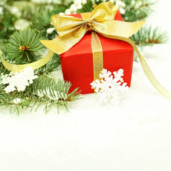 Christmas gift and Xmas tree, border — Stock Photo, Image