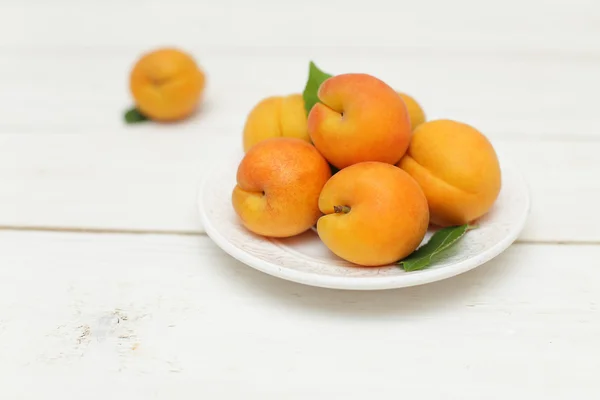 Apricots — Stock Photo, Image