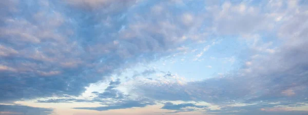 Cielo Azul Mañana Con Nubes — Foto de Stock