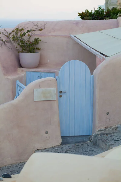 Світло Блакитні Двері Острові Санторіні Греція — стокове фото