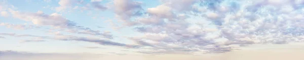 Панорамний Пейзаж Небесних Хмар — стокове фото