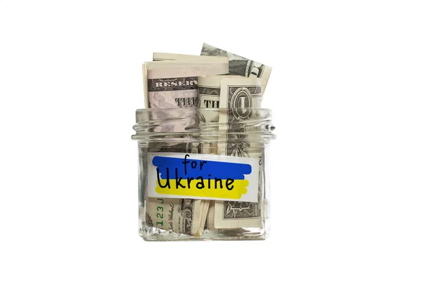 Besparen Geld Glazen Pot Met Oekraïense Vlag Geïsoleerde Witte Achtergrond — Stockfoto