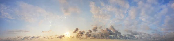 Красивые Обои Заката Панорамный Фон Желтым Солнцем — стоковое фото