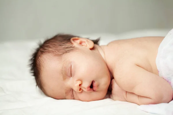 Dormire Neonato Vicino Ritratto — Foto Stock