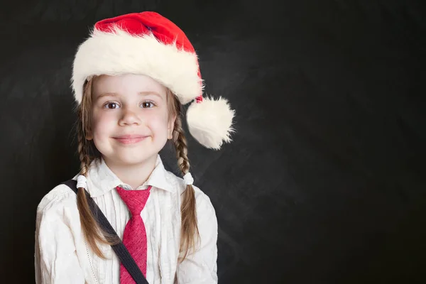 Menina Sorridente Santa Chapéu Retrato Criança Feliz Fundo Quadro Negro — Fotografia de Stock