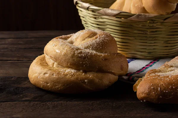 Campechana geleneksel de guatemala pan dulce latino ayık mesa de madera