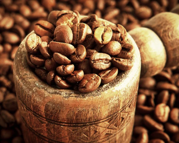 Tub with coffee beans — Stock Photo, Image