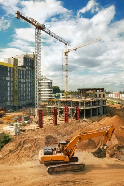 Bagger auf Baustelle — Stockfoto