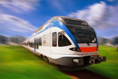 yüksek hızlı tren