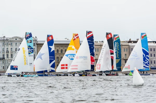 Extrema 40 sailing series ras 2014 i Ryssland, Sankt petersburg — Stockfoto