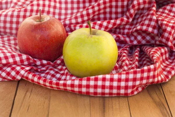 Fresh apples — Stock Photo, Image