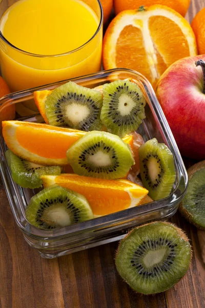 Sałatka ze świeżych owoców — Zdjęcie stockowe