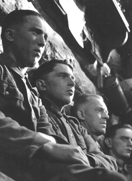 German Soldiers Sitting in Their Bunker — Stock Photo, Image